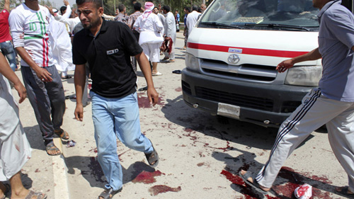 El estallido de dos bombas en Iraq y Afganistán causa cientos de bajas